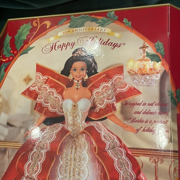 10th Anniversary Barbie Doll Happy Holidays 1997 - Picture 11 of 13